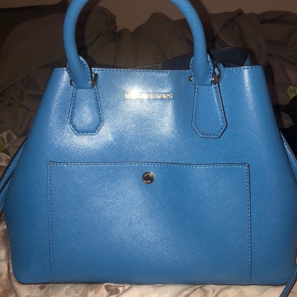 Michael Kors Handbags - Michael Kors Large satchel